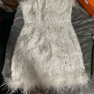 Storia White Feather-Trimmed Dress